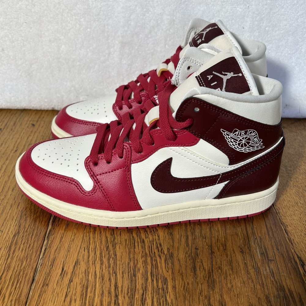 Nike Jordan Womens Size 8 Jordan 1 Mid Sail/Mystic Hibiscus Sneaker Shoes